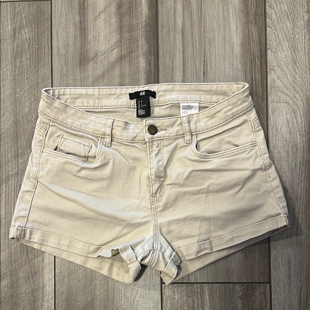 H&M Tan Mid Waist Shorts